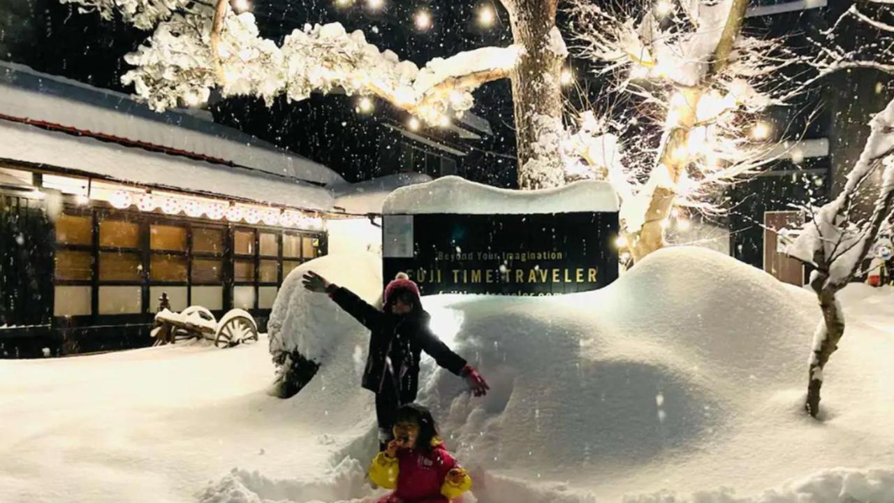 Fuji Time Traveler Villa Fujikawaguchiko Bagian luar foto